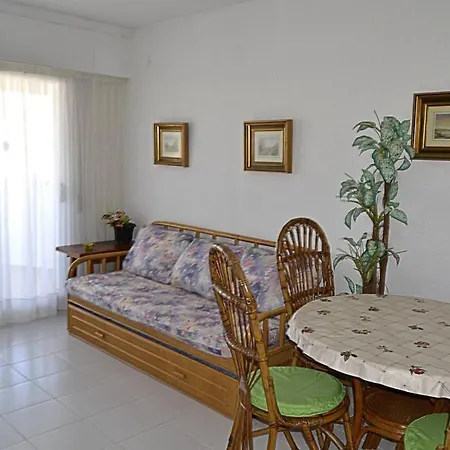 Apartamento En Primera Linea De Playa *